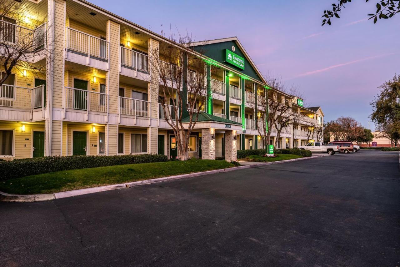 Hometowne Studios By Red Roof Fresno - West ภายนอก รูปภาพ